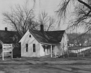 Historical photo of the Animal Rescue League office